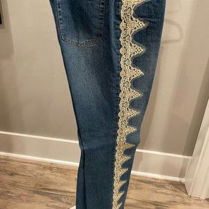 Isabel Jeans with Gold Lace Trim
